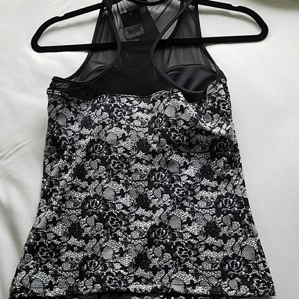 Guess, sleeveless shirt, tank top - Picture 3 of 3
